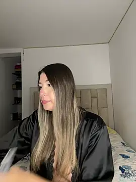 Julie Rosse online show from 07-13-26, 04:26