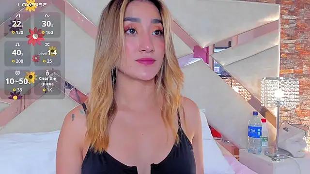 lucy davies online show from 06-30-26, 12:06