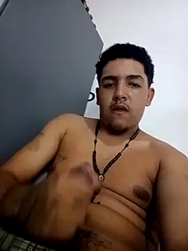 Snapshot of simonxxxlbear chatting on 03-02-26, 04:03 simonxxxlbear online show from 03-02-26, 04:03