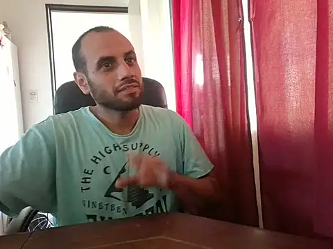 Snapshot of oroenbarra chatting on 04-30-26, 04:13 oroenbarra online show from 04-30-26, 04:13