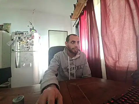 Snapshot of oroenbarra chatting on 05-03-26, 03:40 oroenbarra online show from 05-03-26, 03:40
