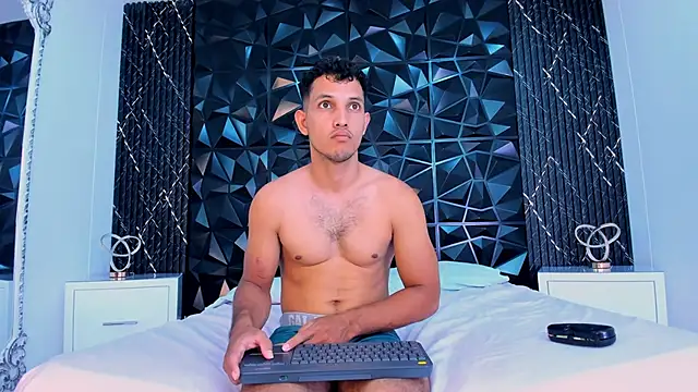 MaxiStanford online show from 03-05-26, 09:33