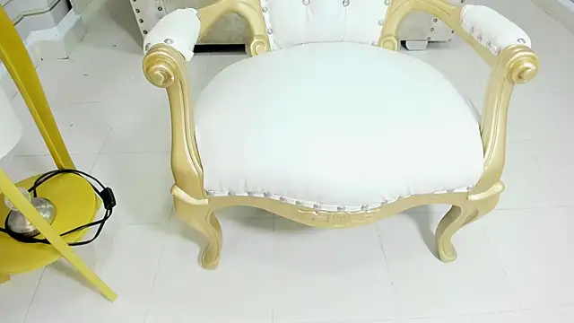 ariana pocahontas online show from 04-10-26, 05:01