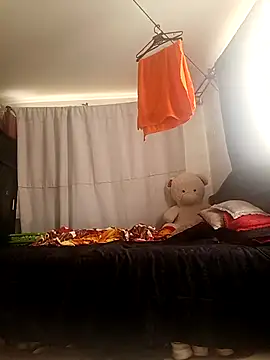 solopetalo online show from 04-06-26, 06:42