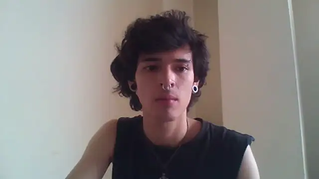 Moonandzukko online show from 05-25-26, 07:53