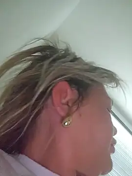 Snapshot of CarmenCapricorn chatting on 03-03-26, 07:47 CarmenCapricorn online show from 03-03-26, 07:47