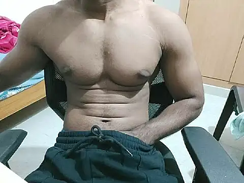 Snapshot of kratosTheHunk chatting on 06-25-26, 06:45 kratosTheHunk online show from 06-25-26, 06:45
