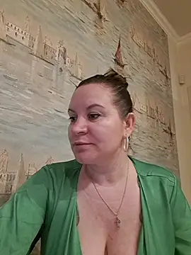 LaraHarper online show from 04-16-26, 09:39