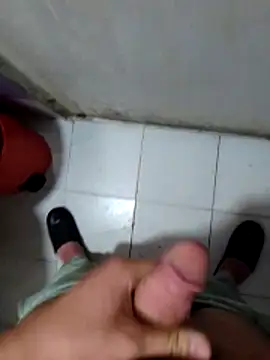 dzniyaak online show from 04-18-26, 11:47