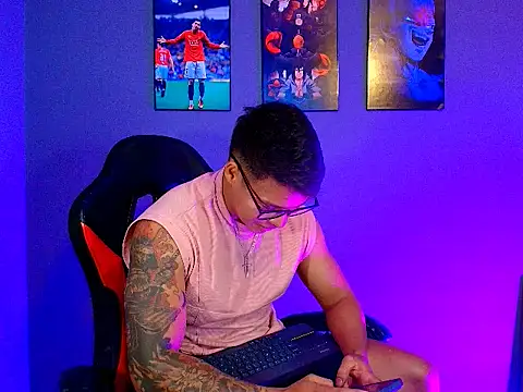 evan greey01 online show from 04-17-26, 03:42