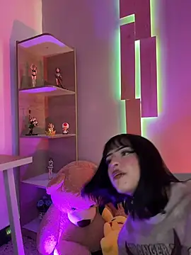 Taylor  0 online show from 04-05-26, 01:08