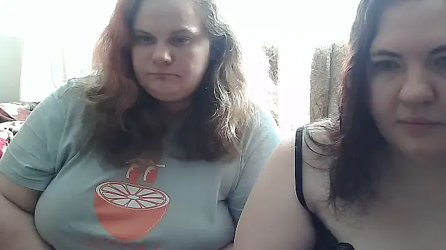 Snapshot of AmirahLavey chatting on 03-03-26, 12:55 AmirahLavey online show from 03-03-26, 12:55