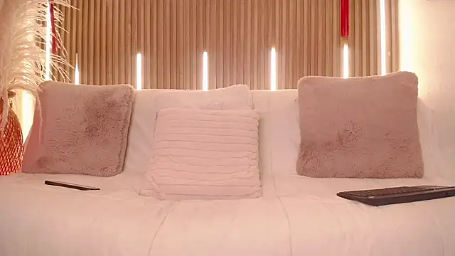 Max Hader  online show from 03-07-26, 02:30