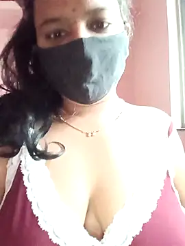 Snapshot of Miss-Dolly07 chatting on 05-22-26, 02:19 Miss-Dolly07 online show from 05-22-26, 02:19