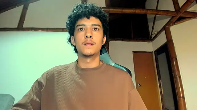 santi young twink online show from 03-03-26, 05:02