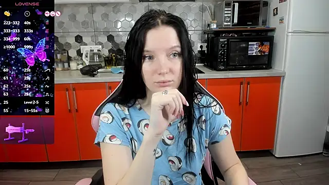 Snapshot of Mary_Blu chatting on 01-18-25, 07:58 Mary Blu online show from 01-18-25, 07:58