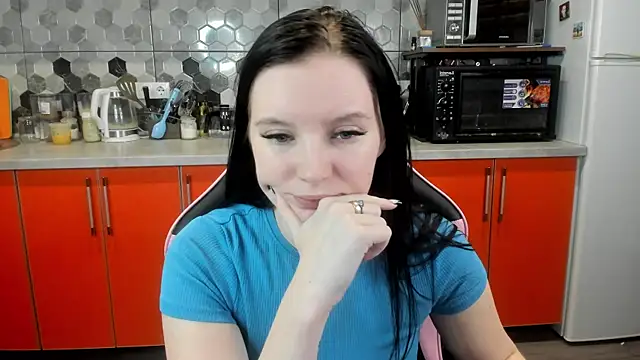 Snapshot of Mary_Blu chatting on 01-31-25, 09:05 Mary Blu online show from 01-31-25, 09:05