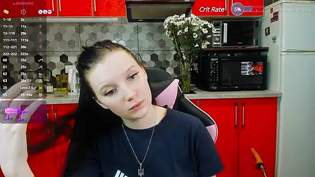 Snapshot of Mary_Blu chatting on 02-12-25, 08:29 Mary Blu online show from 02-12-25, 08:29