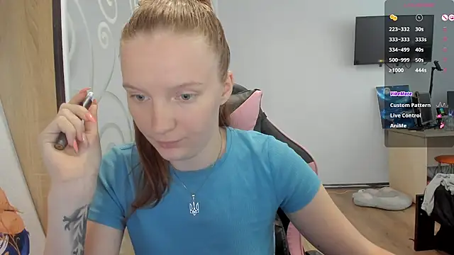 Snapshot of Mary_Blu chatting on 10-03-25, 08:00 Mary Blu online show from 10-03-25, 08:00