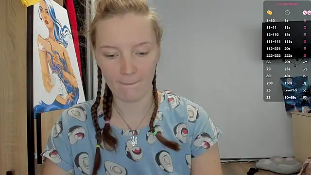 Snapshot of Mary_Blu chatting on 10-06-25, 09:07 Mary Blu online show from 10-06-25, 09:07