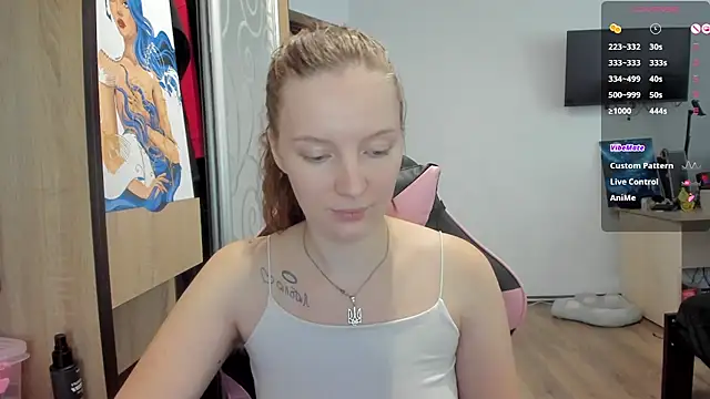 Snapshot of Mary_Blu chatting on 10-07-25, 09:06 Mary Blu online show from 10-07-25, 09:06