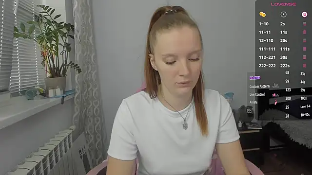 Snapshot of Mary_Blu chatting on 11-06-25, 10:49 Mary Blu online show from 11-06-25, 10:49