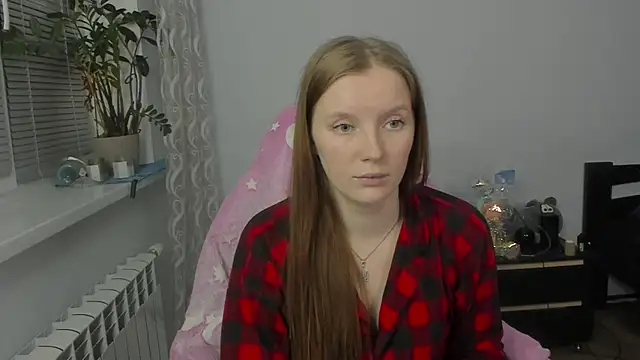 Snapshot of Mary_Blu chatting on 11-18-25, 06:01 Mary Blu online show from 11-18-25, 06:01