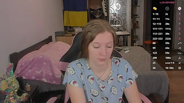 Snapshot of Mary_Blu chatting on 11-22-25, 10:47 Mary Blu online show from 11-22-25, 10:47