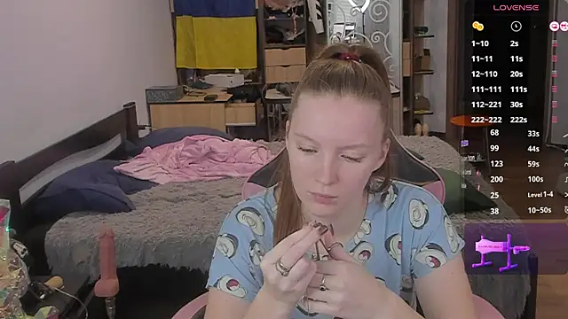 Snapshot of Mary_Blu chatting on 11-24-25, 08:58 Mary Blu online show from 11-24-25, 08:58