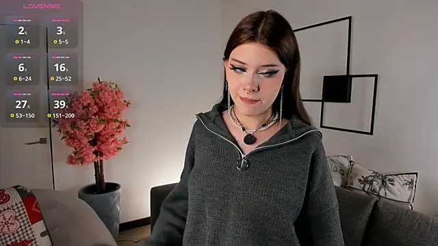 Glowia online show from 04-12-26, 07:13