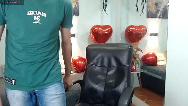 Roccoallegeri online show from 03-12-26, 11:49