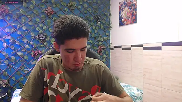 Roccoallegeri online show from 03-25-26, 01:06