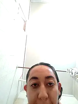 Im Luuu online show from 05-22-26, 11:05
