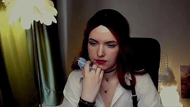 AliceSmite online show from 05-12-26, 11:29