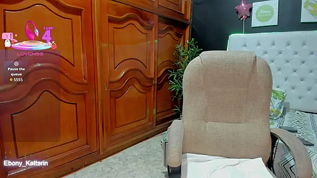 ebony katterin online show from 04-18-26, 11:25