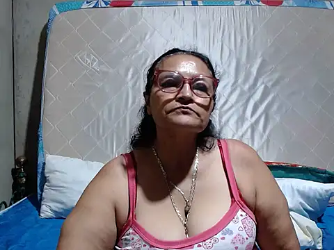 Snapshot of _BellaNocturna chatting on 04-27-26, 04:10 BellaNocturna online show from 04-27-26, 04:10
