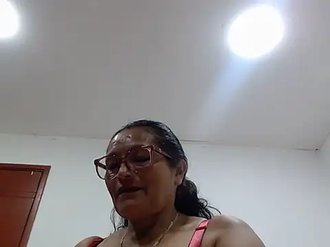 Snapshot of _BellaNocturna chatting on 05-29-26, 03:26 BellaNocturna online show from 05-29-26, 03:26