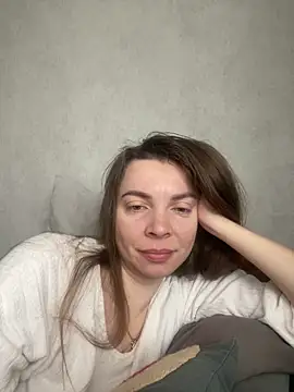 Luna2547 online show from 03-22-26, 06:39