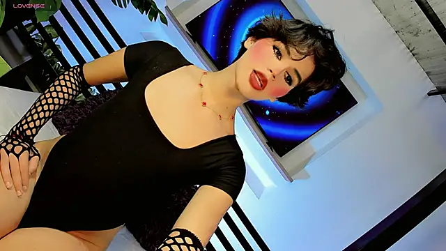 Valentiina Foxx online show from 06-05-26, 02:01