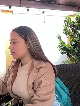 Baby Pink Love online show from 03-25-26, 04:46