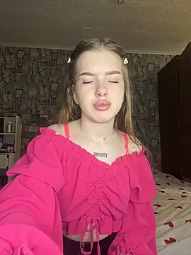 KayShaw online show from 03-25-26, 03:56