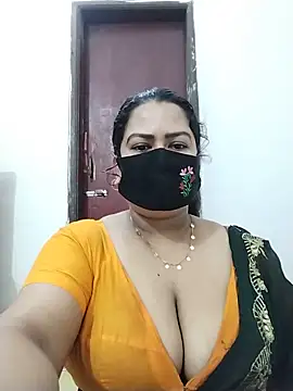 Snapshot of Star--Girl chatting on 06-18-26, 01:15 Star--Girl online show from 06-18-26, 01:15
