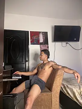 Kenny romano online show from 04-18-26, 01:26