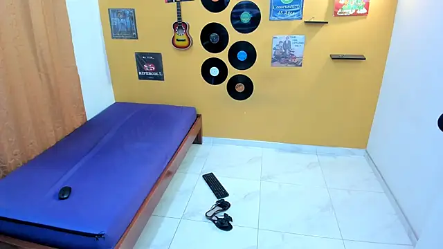 lilithevil32 online show from 03-13-26, 01:45