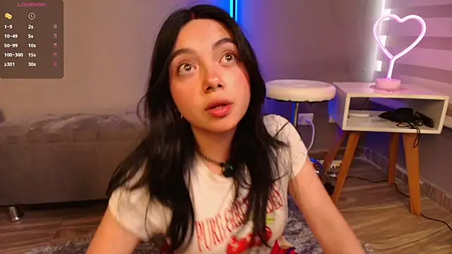 Snapshot of Im_Elaris chatting on 03-04-26, 05:30 Im Elaris online show from 03-04-26, 05:30