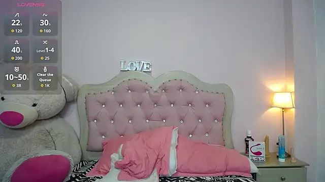 skinny hailey online show from 03-22-26, 01:36