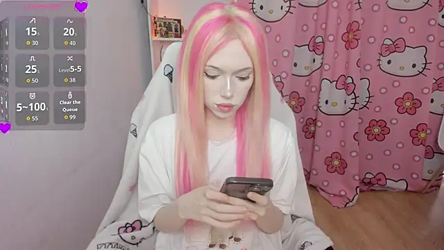 Snapshot of Nikkimiltonss chatting on 07-15-26, 02:11 Nikkimiltonss online show from 07-15-26, 02:11