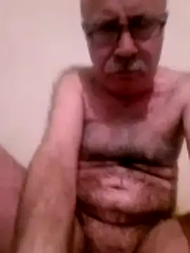 Snapshot of Cetin4 chatting on 04-21-26, 06:23 Cetin4 online show from 04-21-26, 06:23