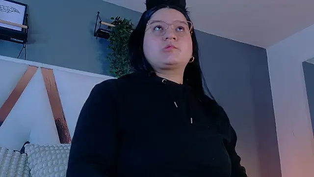 Snapshot of AmatistaSky__ chatting on 04-30-26, 09:59 AmatistaSky online show from 04-30-26, 09:59