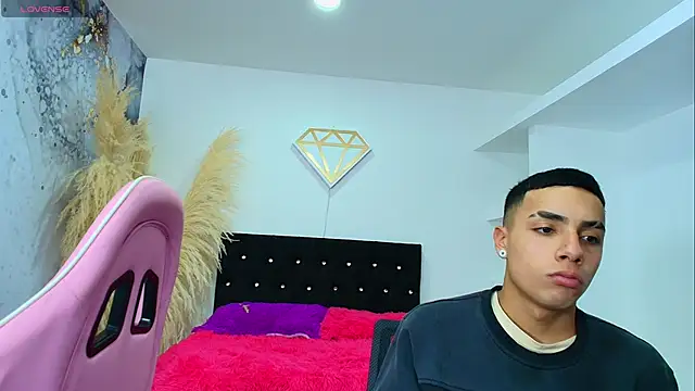 Ariatna Andy online show from 03-31-26, 09:15